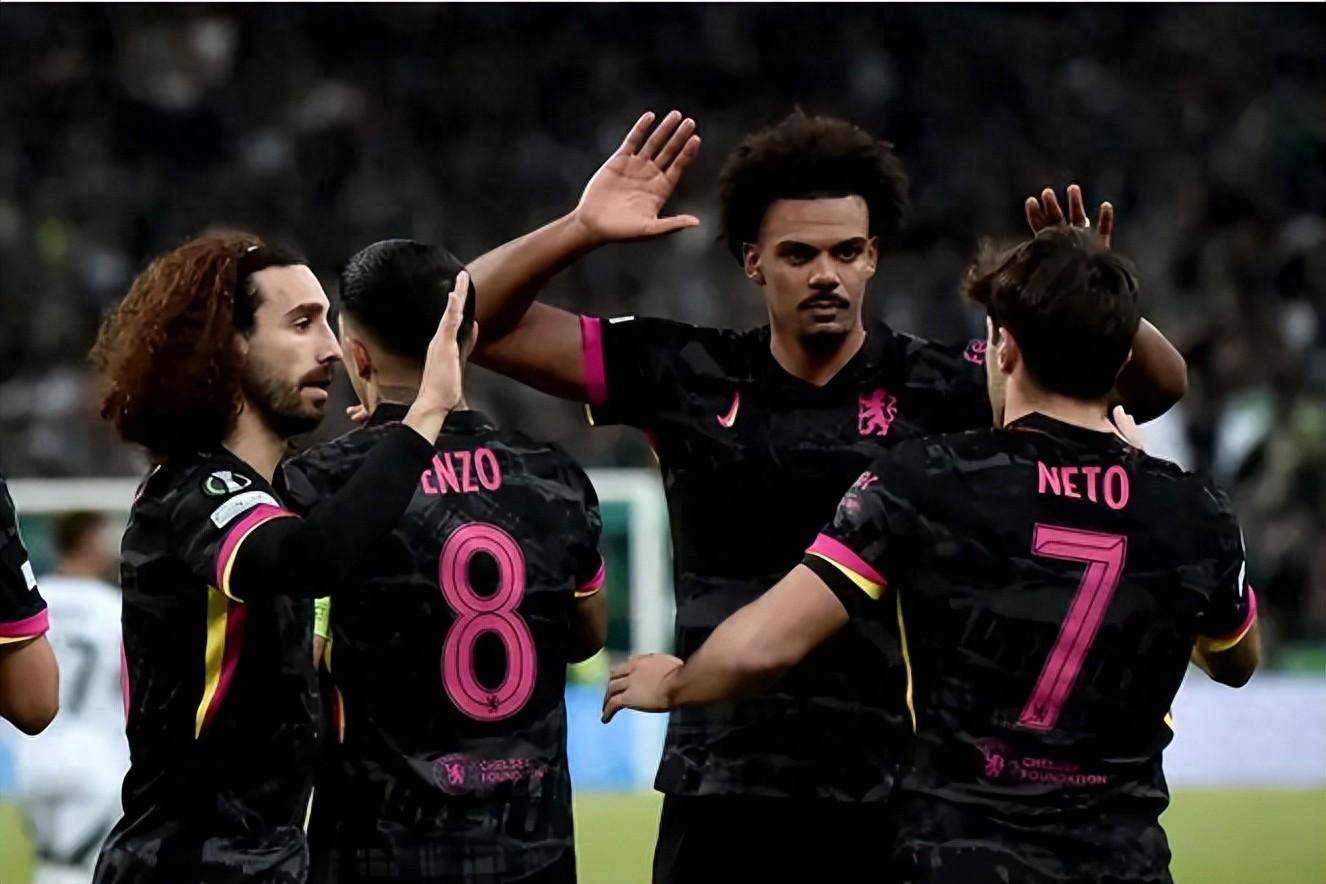 aoa体育视频-曼联队主场战胜英超劲旅保持不败