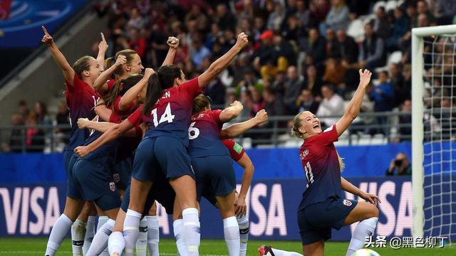 法国女足客场斩获三分，登顶积分榜的简单介绍