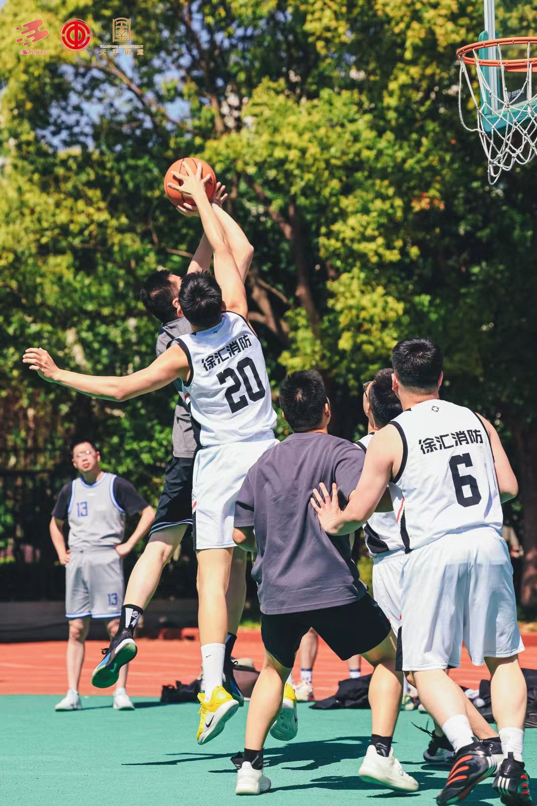 aoa体育培训-关于职业篮球争霸，众多球员站上赛场互相拼搏的信息