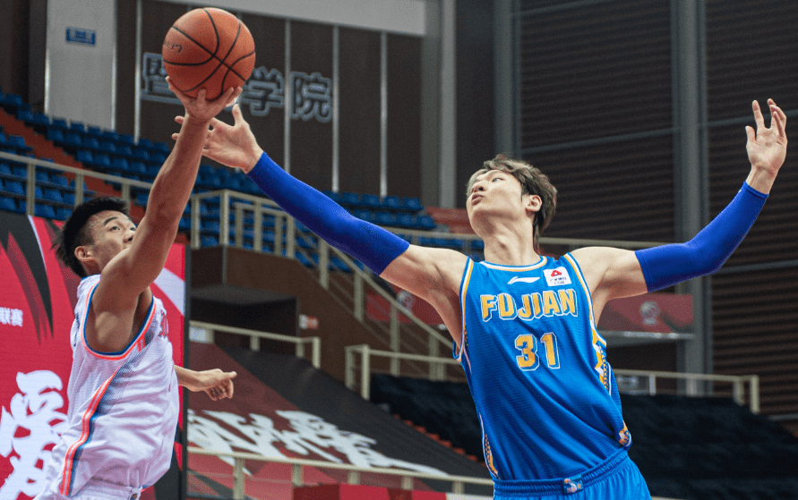 博洛尼亚教练展望未来，力求保持连胜势头