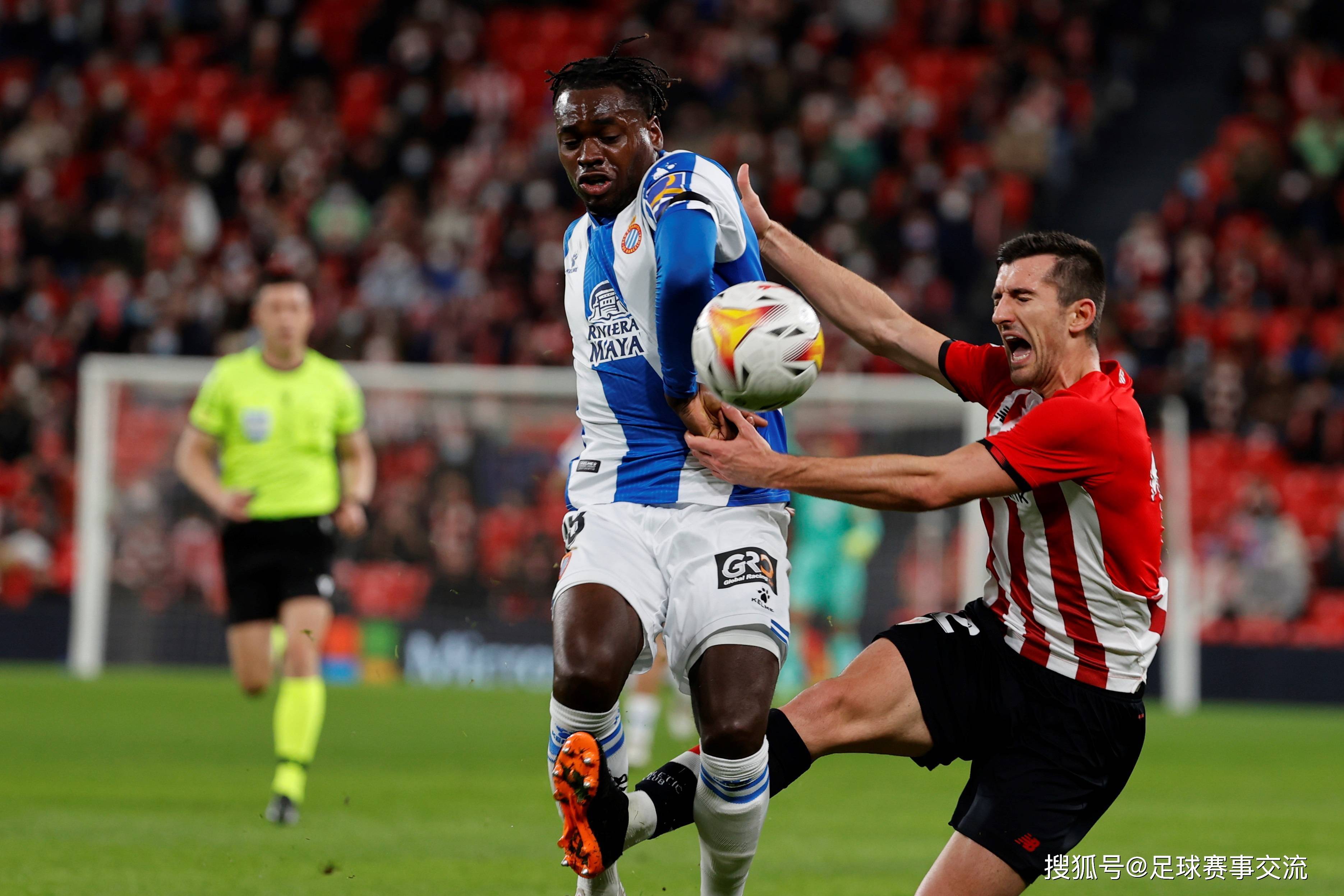 格拉纳达客场大捷，豪取三分的简单介绍