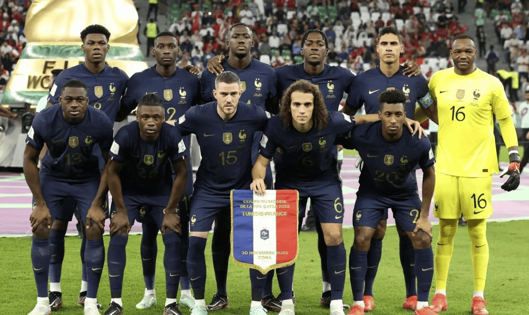 aoa体育课程-克罗地亚大胜斯洛文尼亚，小组领跑