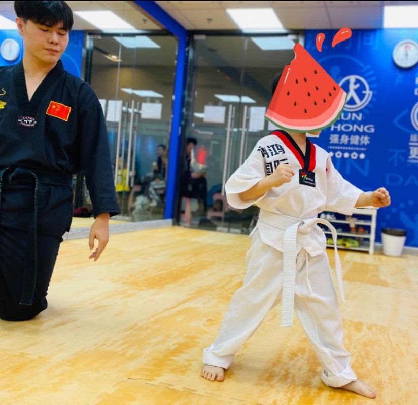 关于大洲球队在比拼中展现出坚韧不拔的拼搏精神的信息