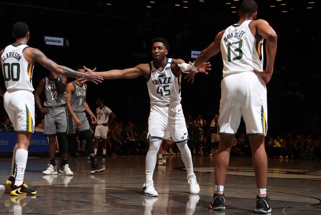 包含篮网127比118胜爵士，全队火力全开的词条