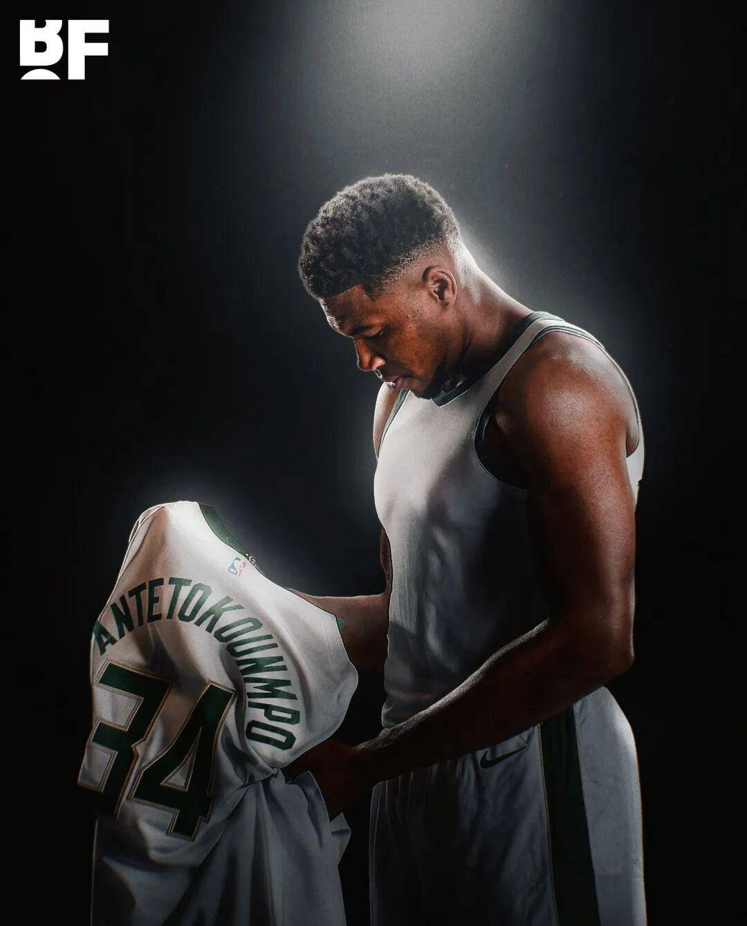 关于雄鹿大胜灰熊，字母哥再次砍下三双成全队得分王的信息