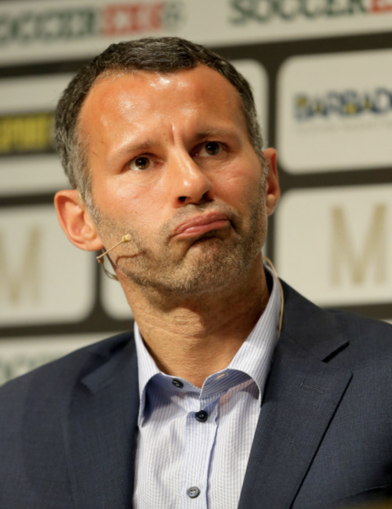 威尔士国脚吉格斯确认退役，结束传奇职业生涯的简单介绍